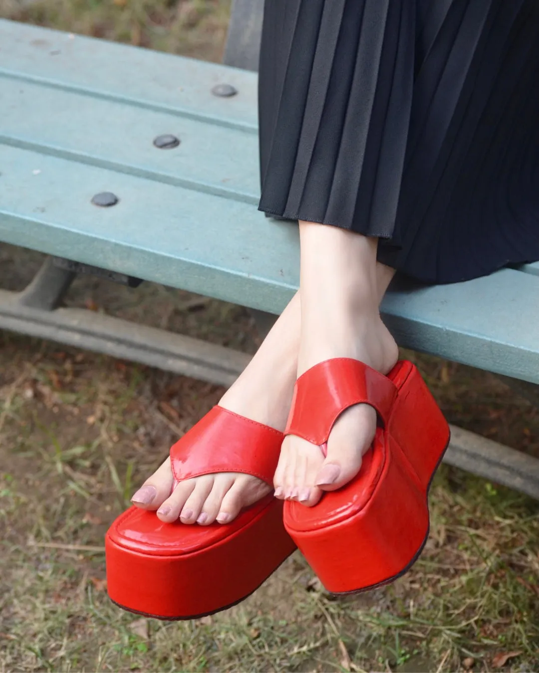 Y2K Platforms - Red